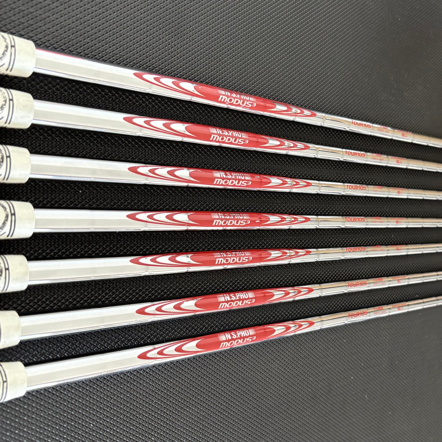 TITLEIST T200/T150 2023 COMBO IRON SET