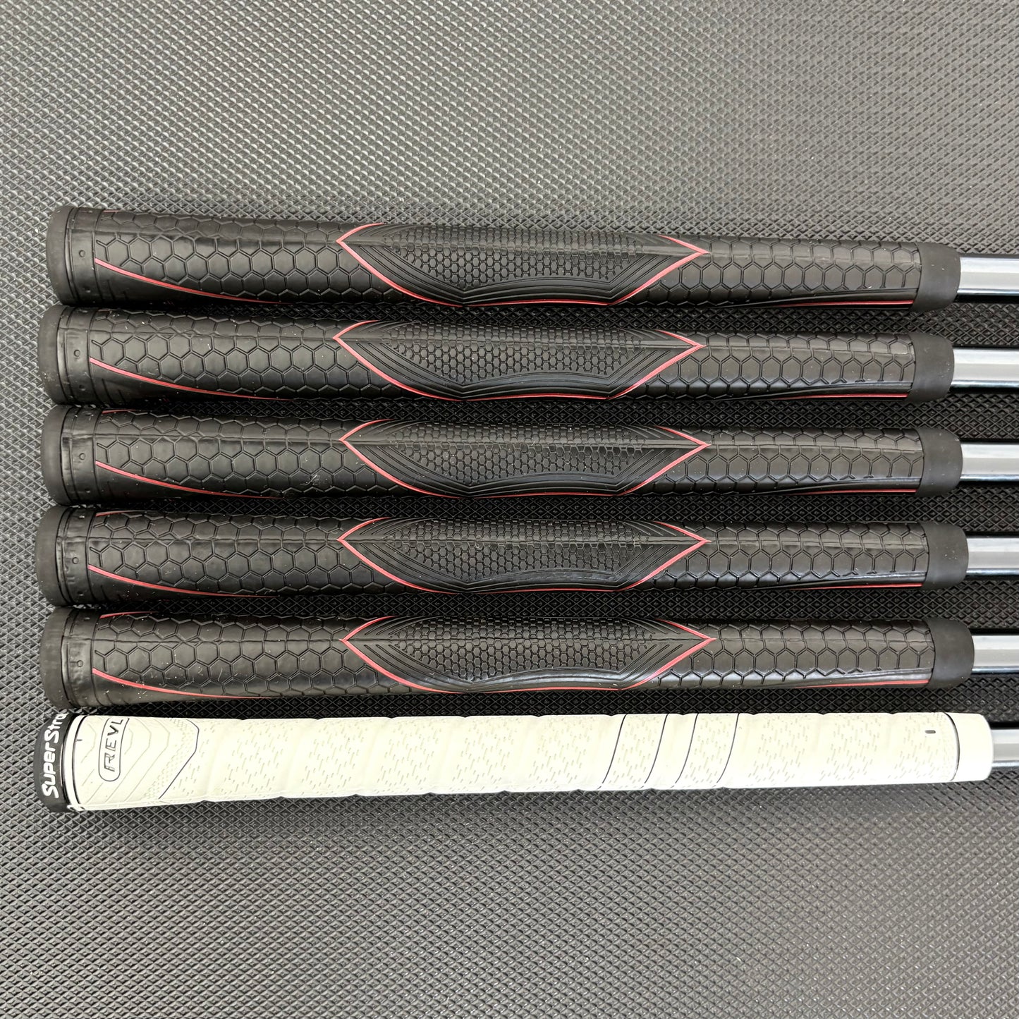 CALLAWAY APEX AI300 IRON SET