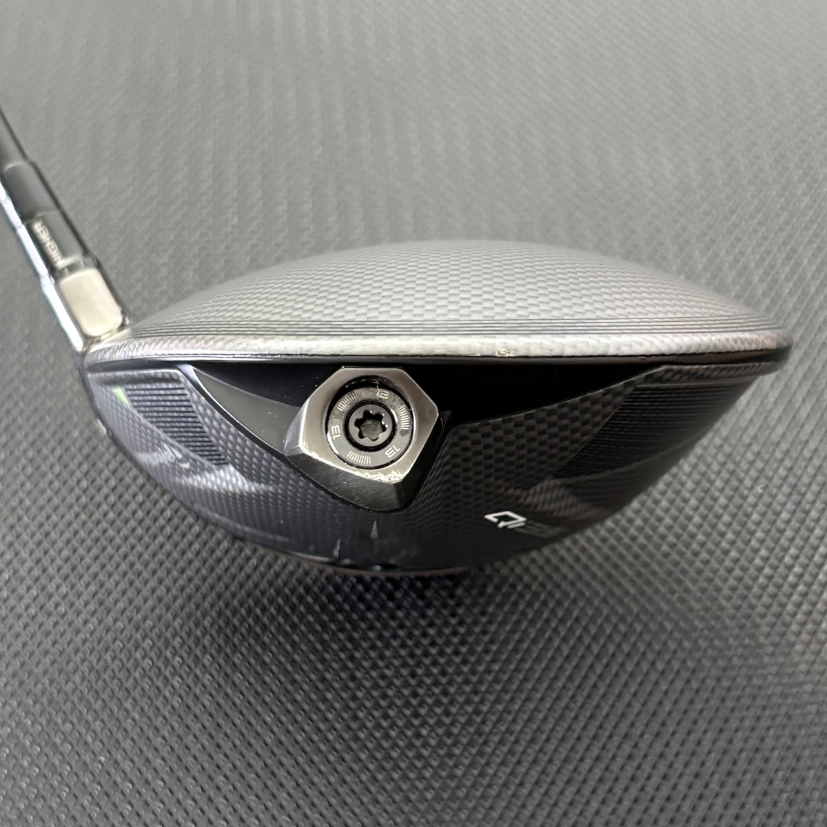 TAYLORMADE QI35 DRIVER (10.5 DEGREE) + HEADCOVER