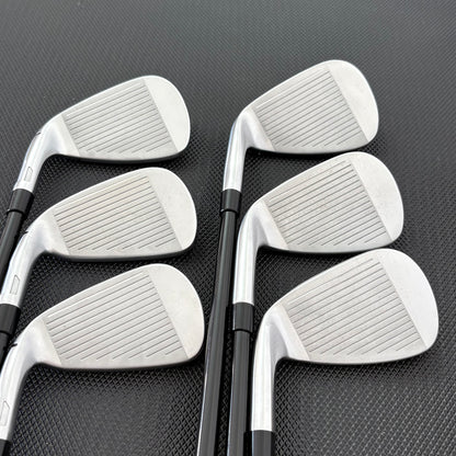 TAYLORMADE QI IRON SET