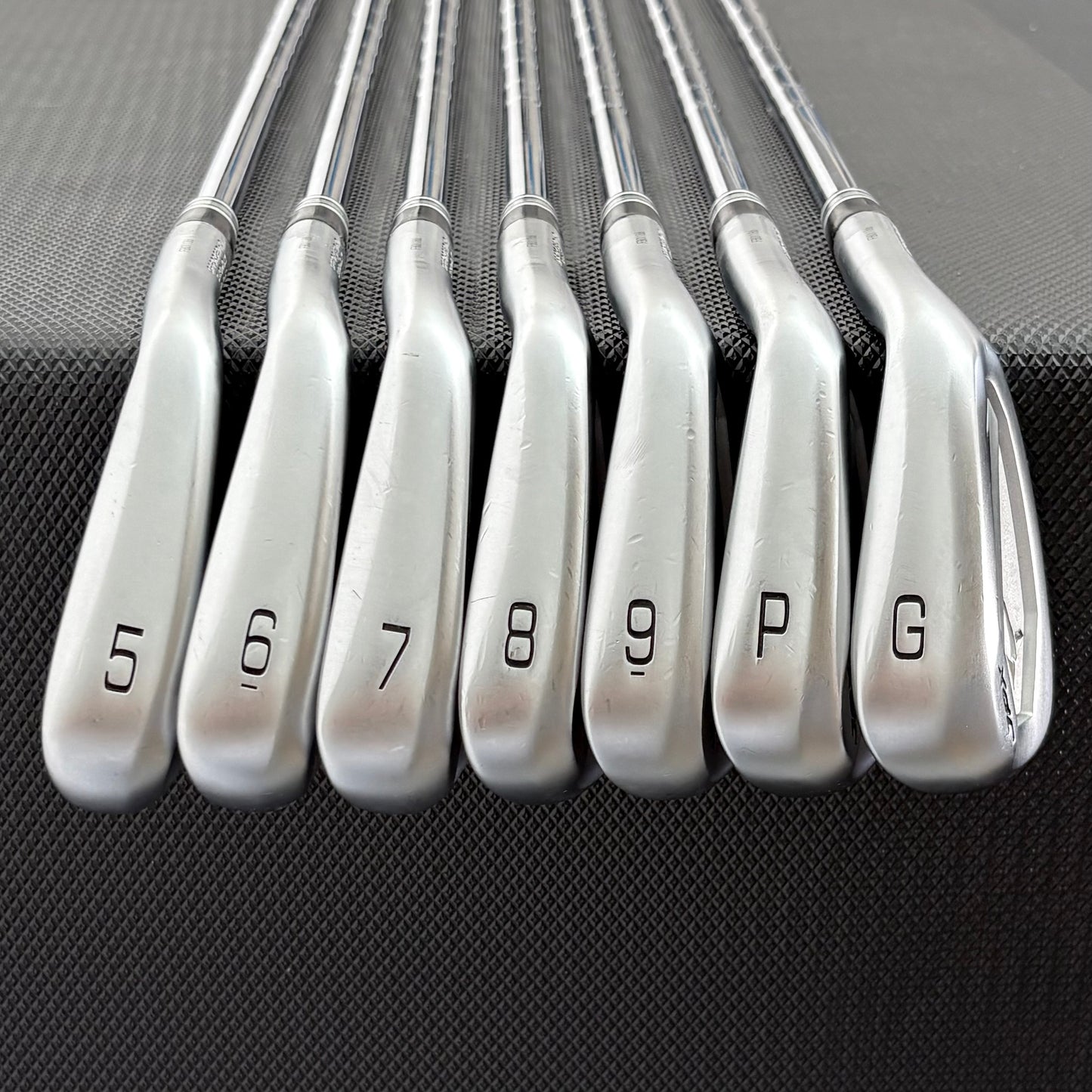 MIZUNO JPX 925 FORGED IRON SET