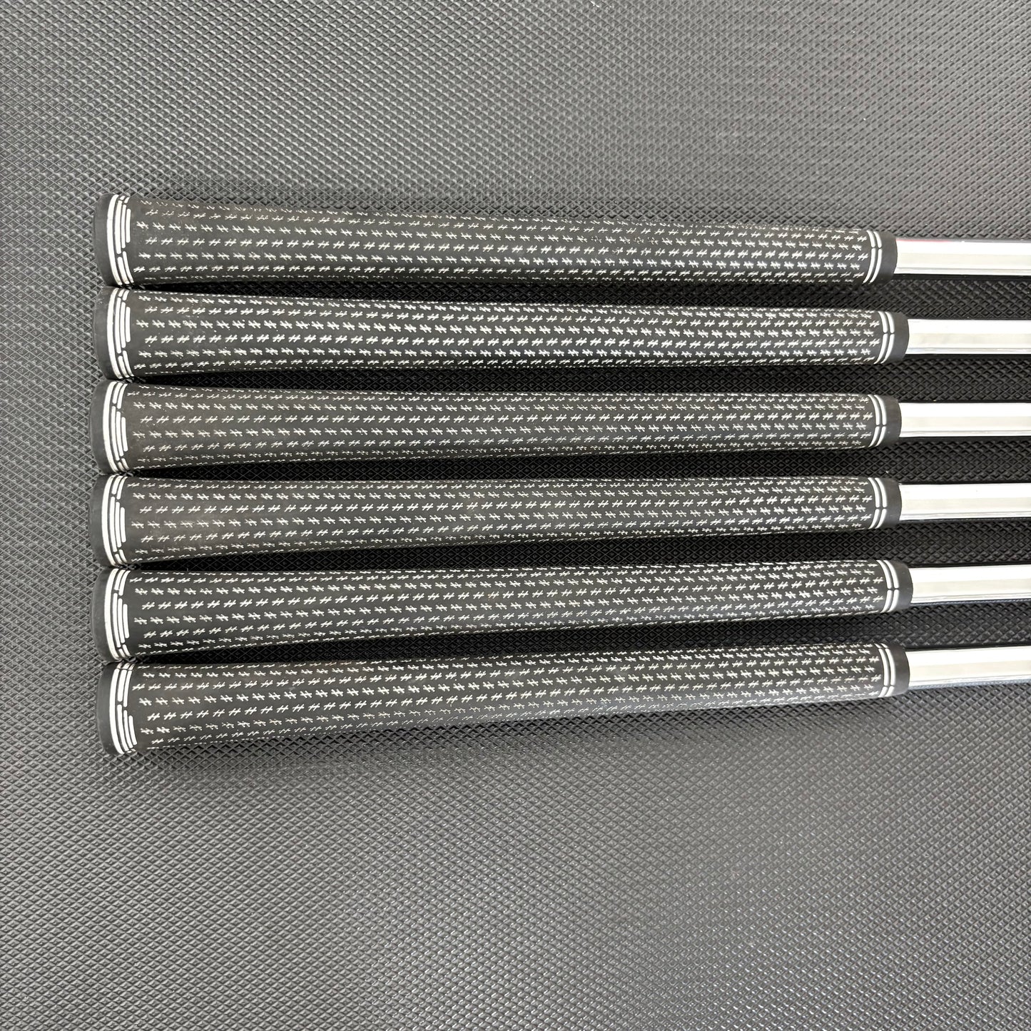 TAYLORMADE P790 2021 IRON SET