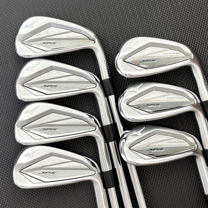 MIZUNO JPX 923 FORGED IRON SET
