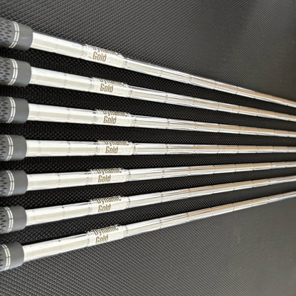 TAYLORMADE P760 IRON SET