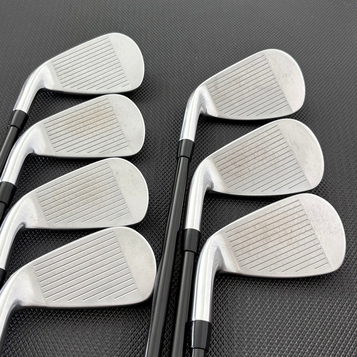 TITLEIST T350 2023 IRON SET