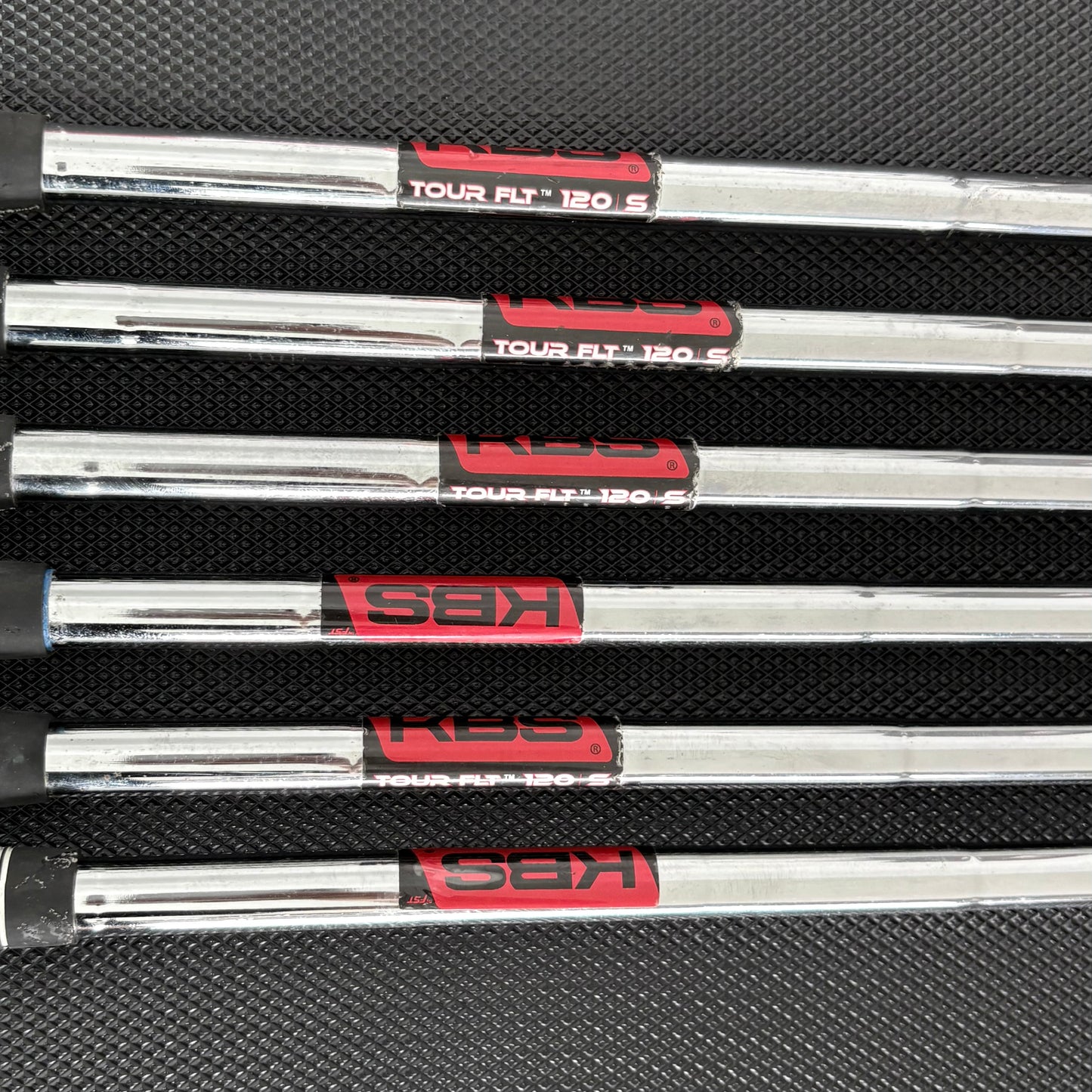 TAYLORMADE P760 IRON SET