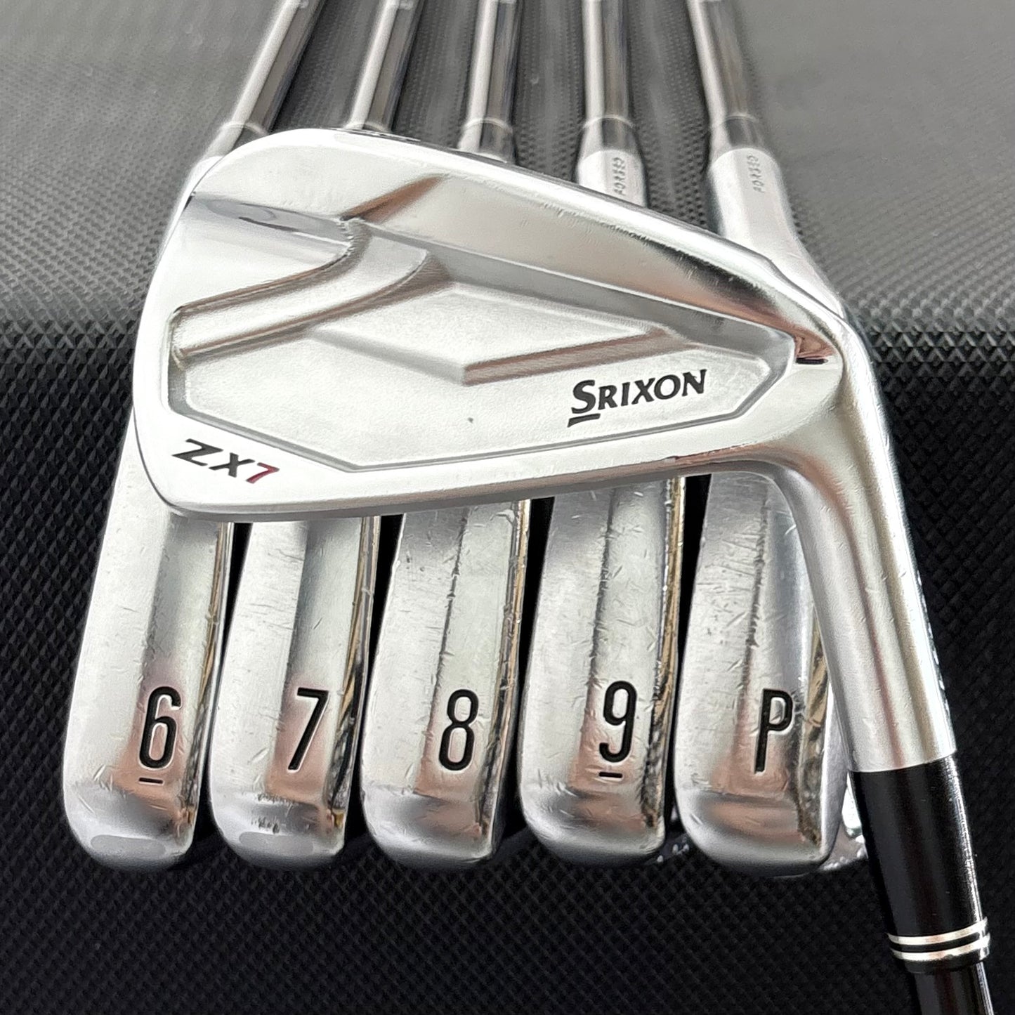 SRIXON ZX7 IRON SET