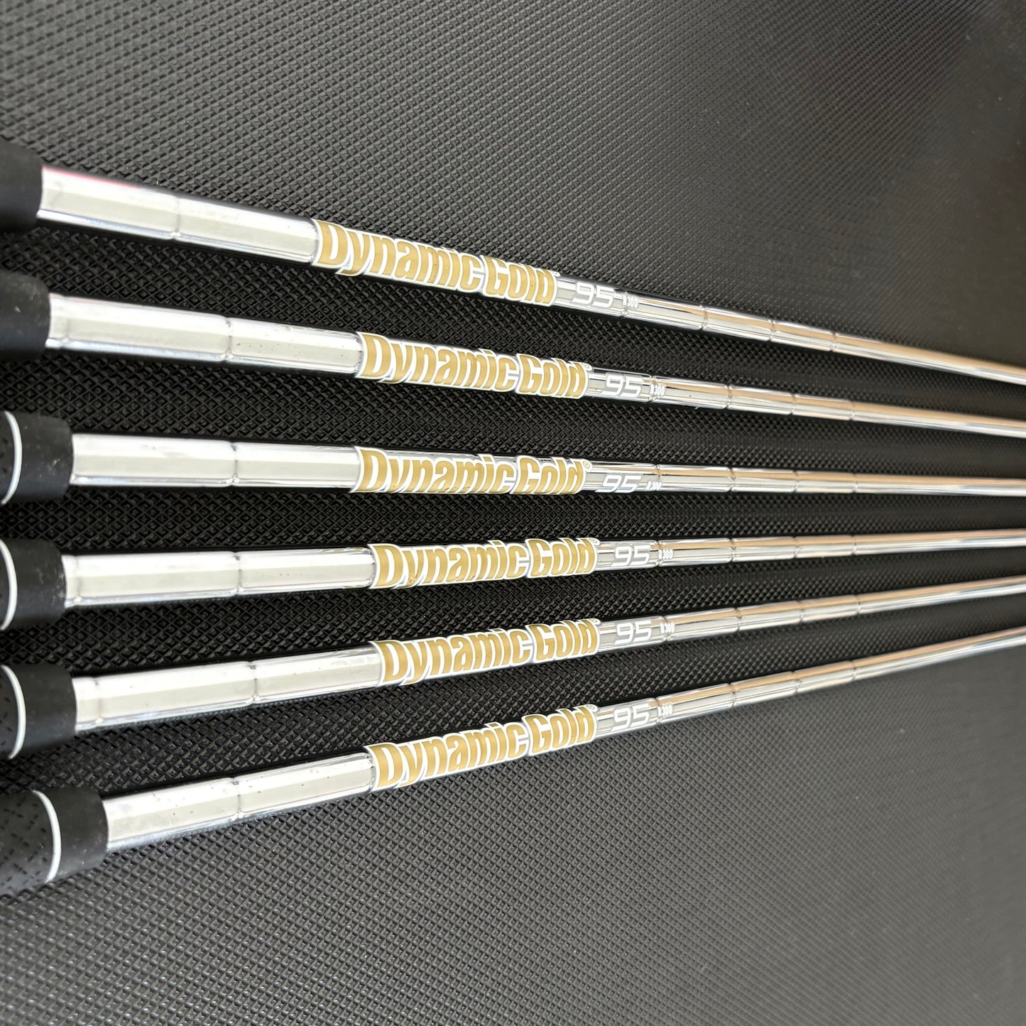 TAYLORMADE P790 AGED COPPER IRON SET