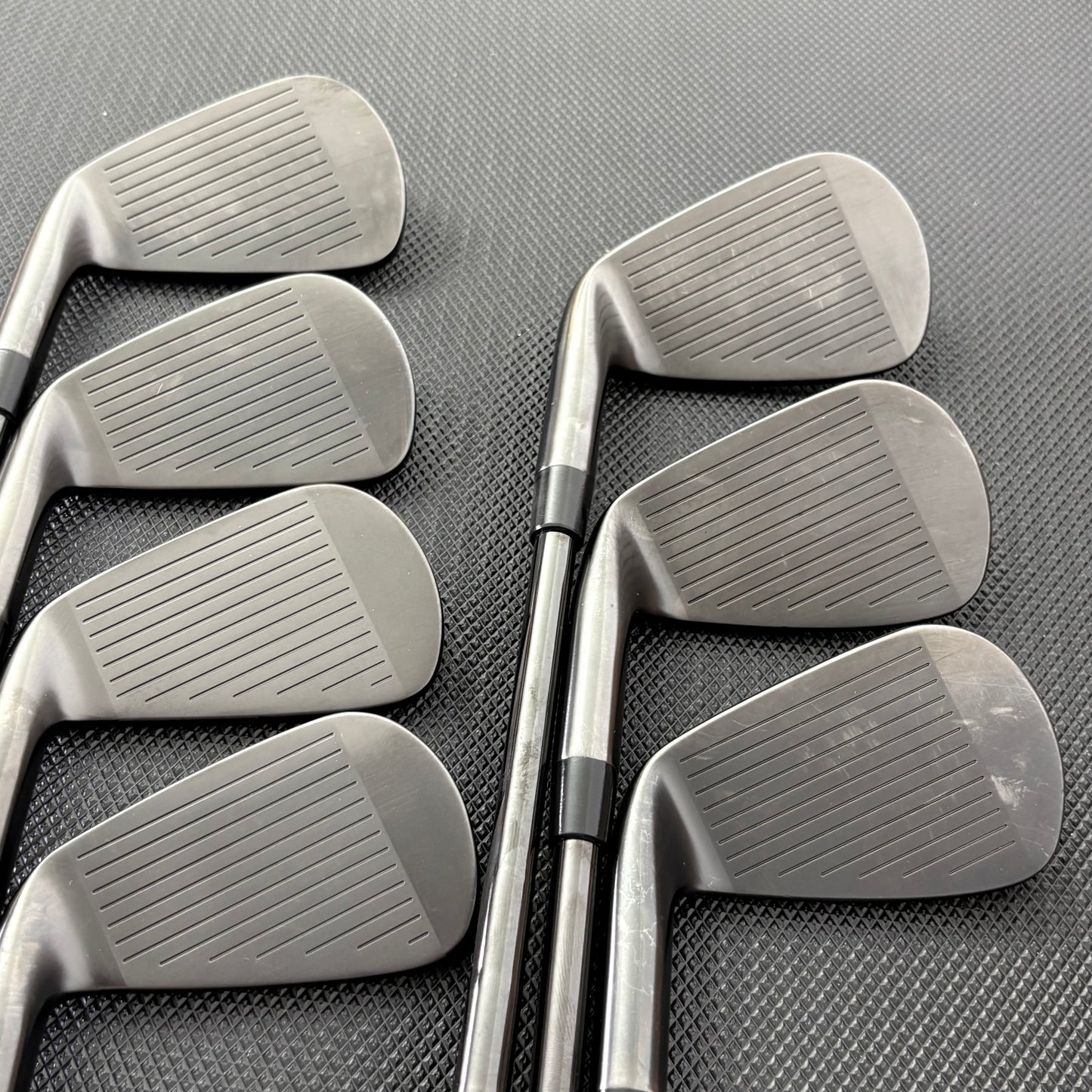 TAKOMO IRON 301 CB GIFT OF DARKNESS IRON SET