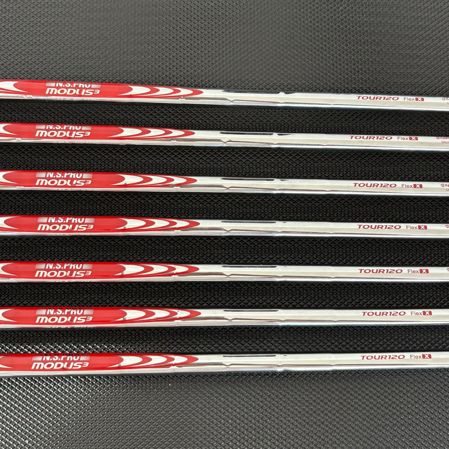 TAYLORMADE P790 2023 IRON SET