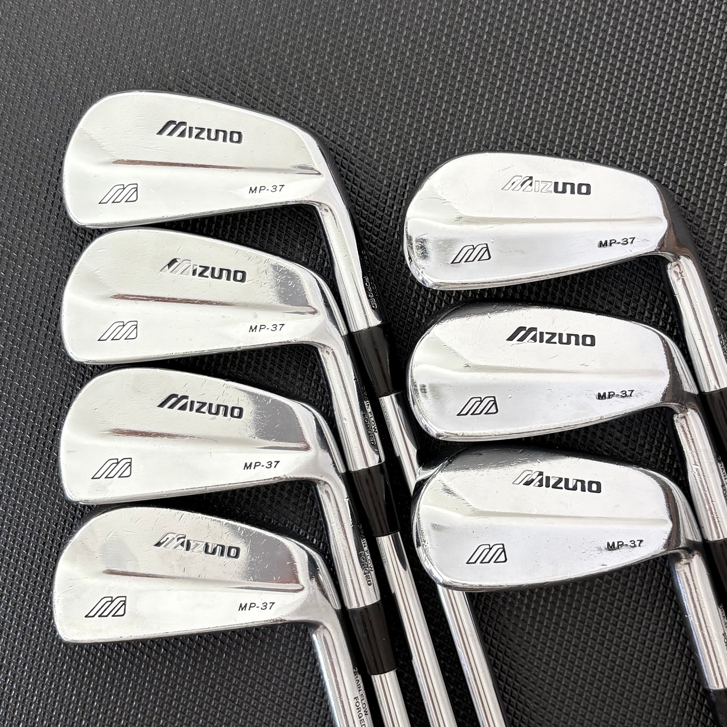 MIZUNO MP-37 IRON SET
