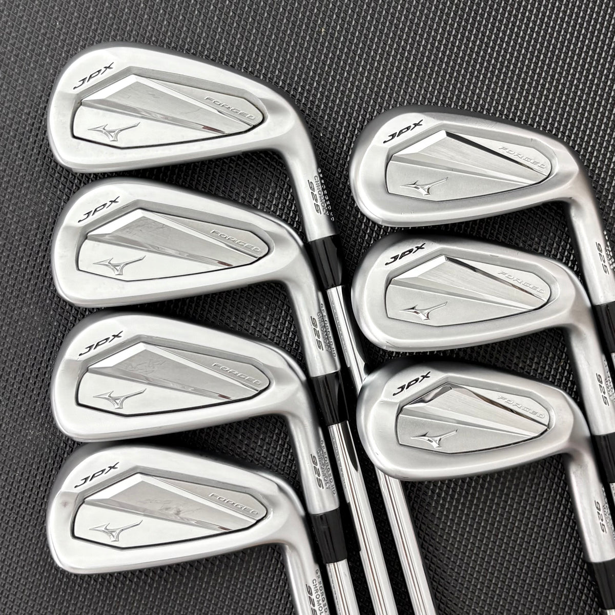 MIZUNO JPX 925 FORGED IRON SET