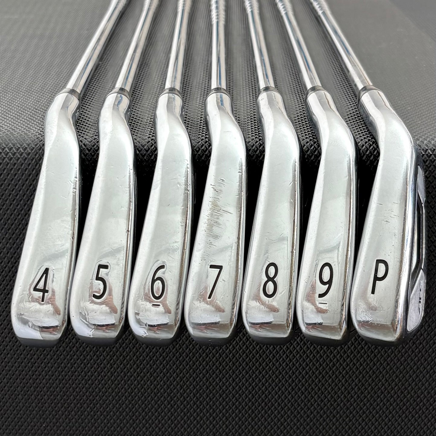 TITLEIST 718 AP3 IRON SET
