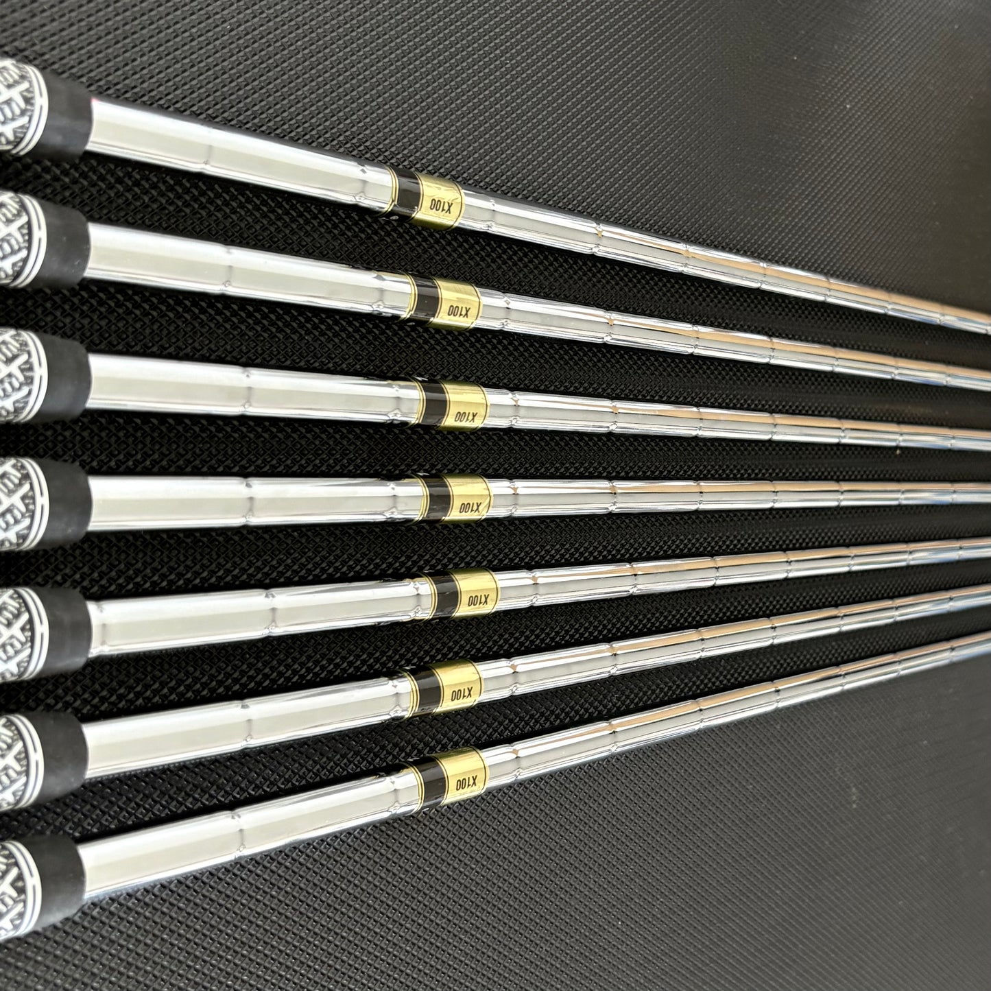 TITLEIST T150/T100 2025 COMBO IRON SET