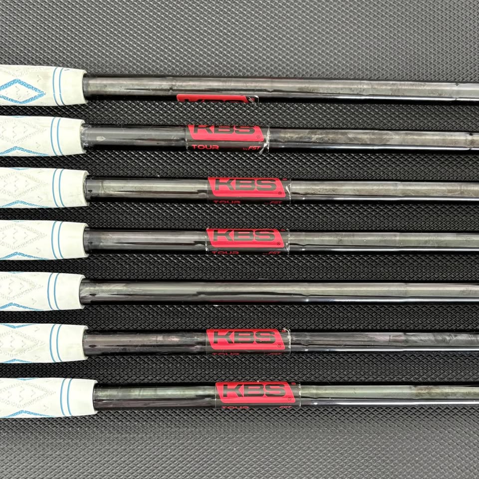 TAYLORMADE P7CB 2024 IRON SET
