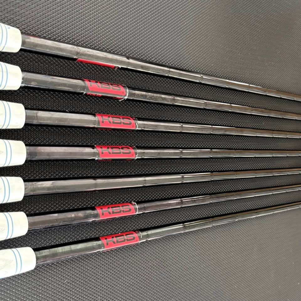 TAYLORMADE P7CB 2024 IRON SET