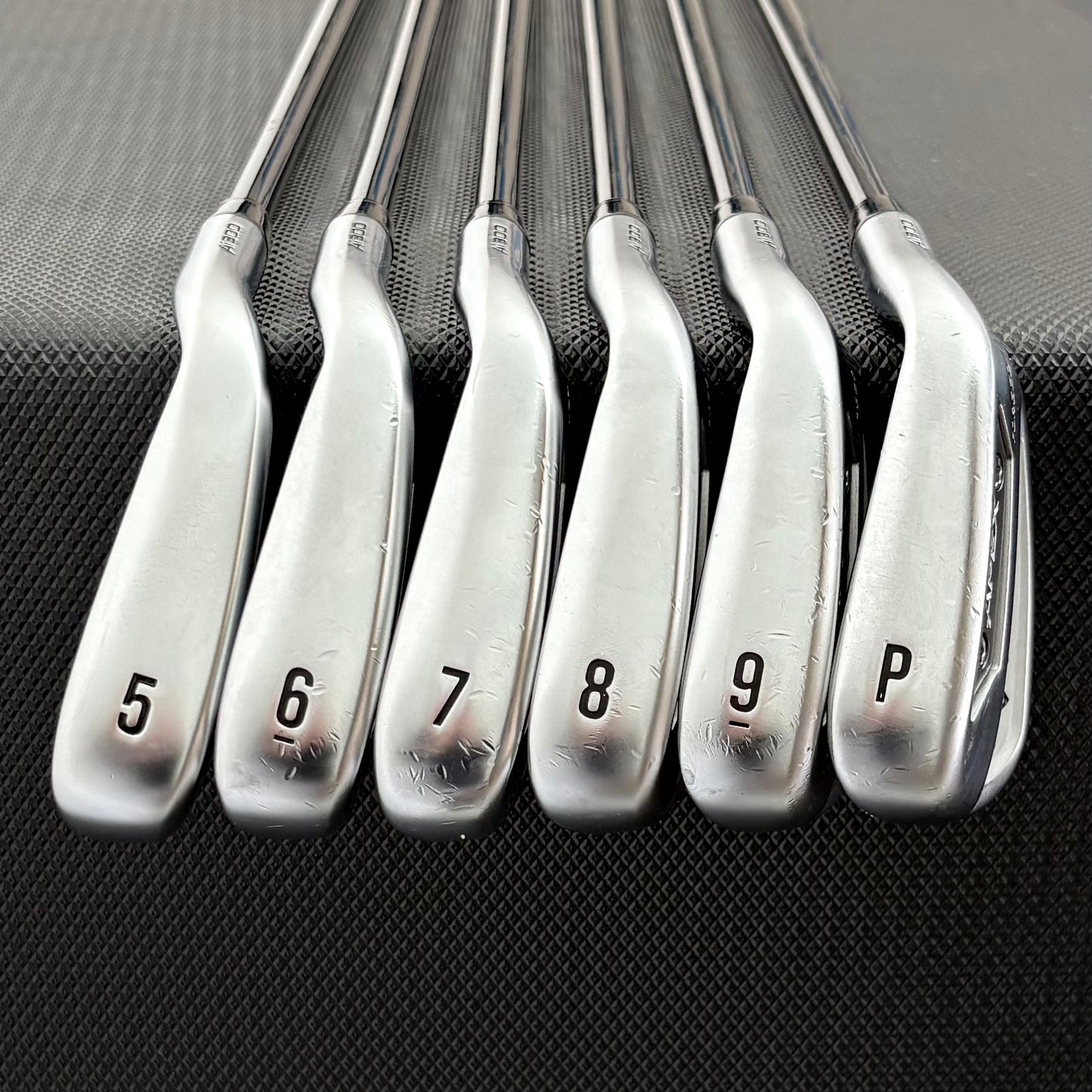 CALLAWAY APEX AI300 IRON SET