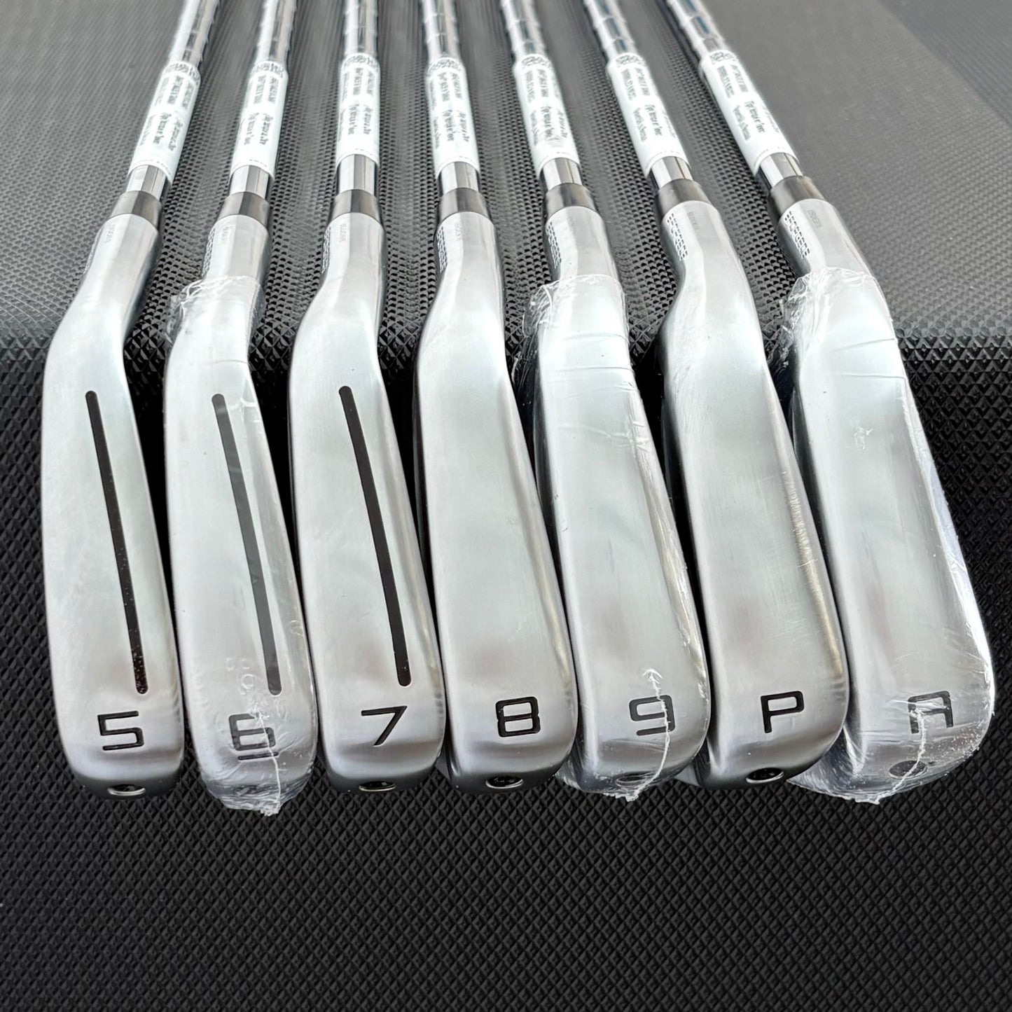 LH TAYLORMADE P790 2025 IRON SET