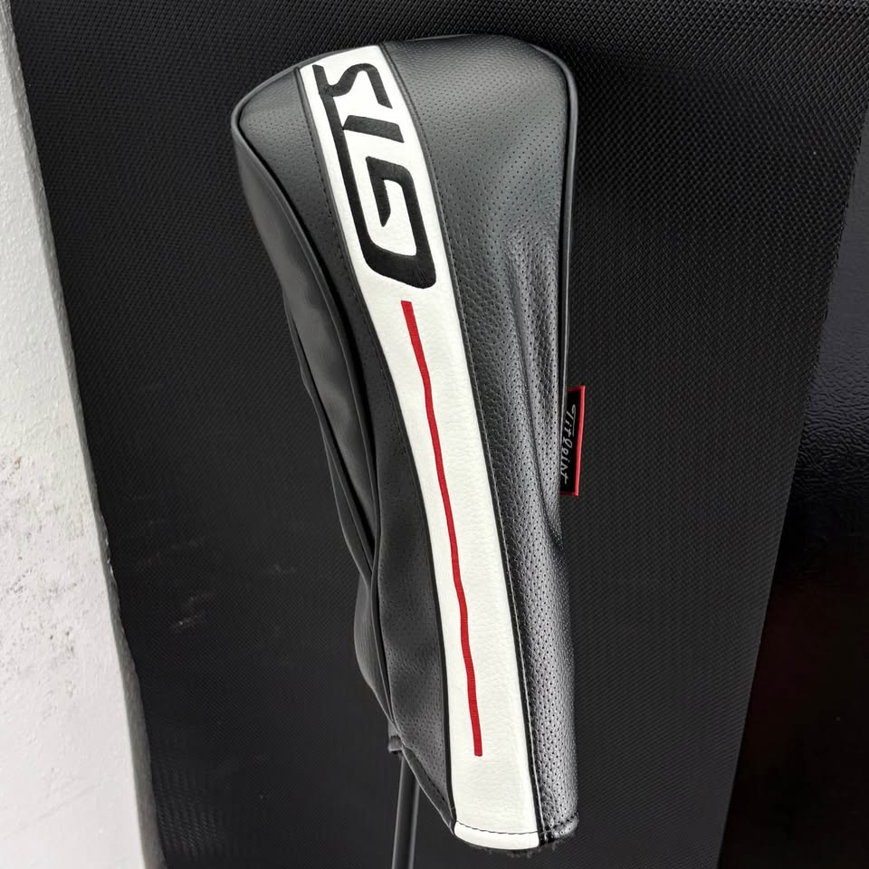 NEW TITLEIST GTS2 DRIVER (9 DEGREE) + HEADCOVER