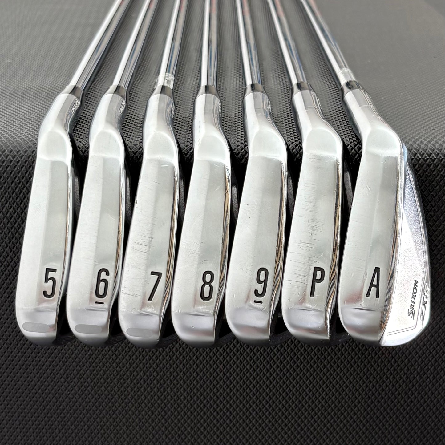 SRIXON ZXI7 IRON SET