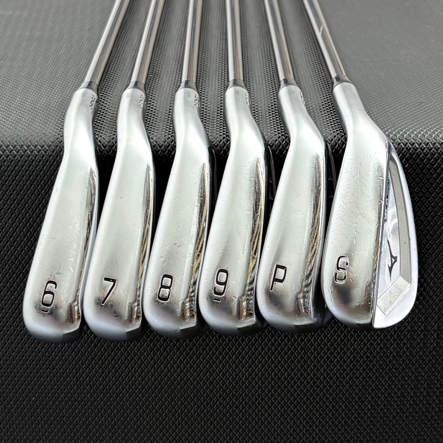 MIZUNO JPX 921 HOT METAL IRON SET