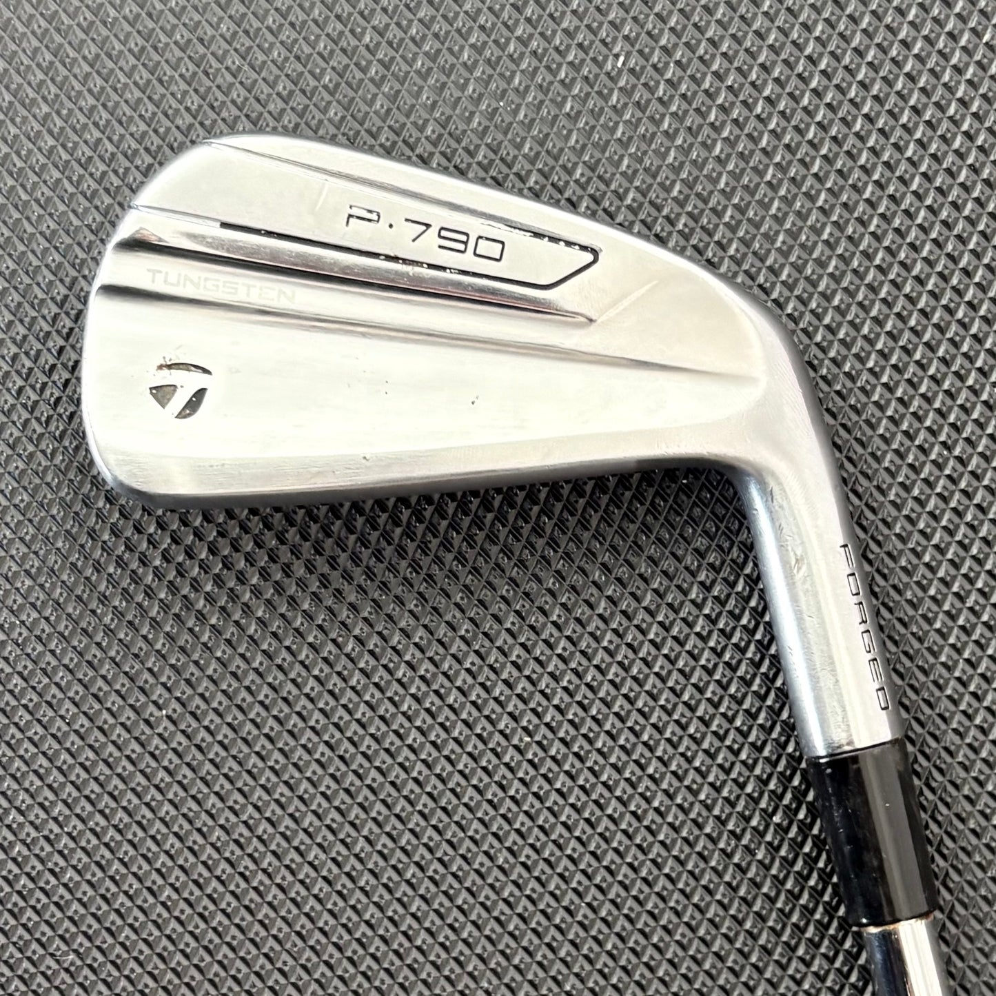 TAYLORMADE P790 2019 4 IRON