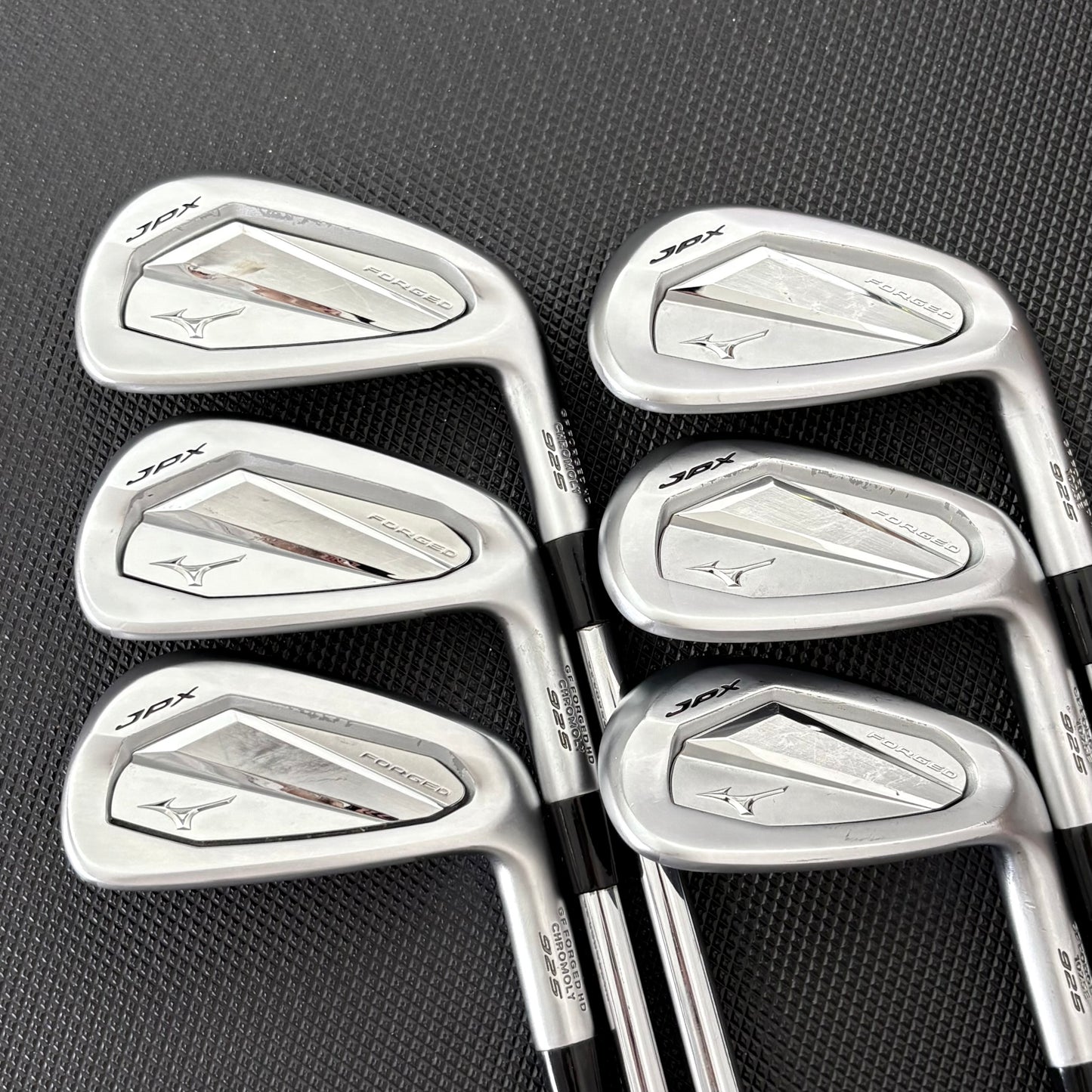 MIZUNO JPX 925 FORGED IRON SET