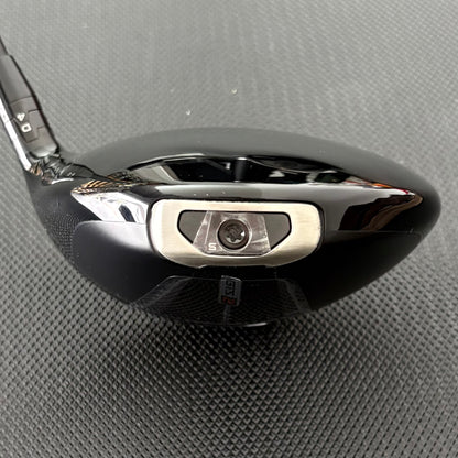 NEW TITLEIST GTS2 DRIVER (9 DEGREE) + HEADCOVER