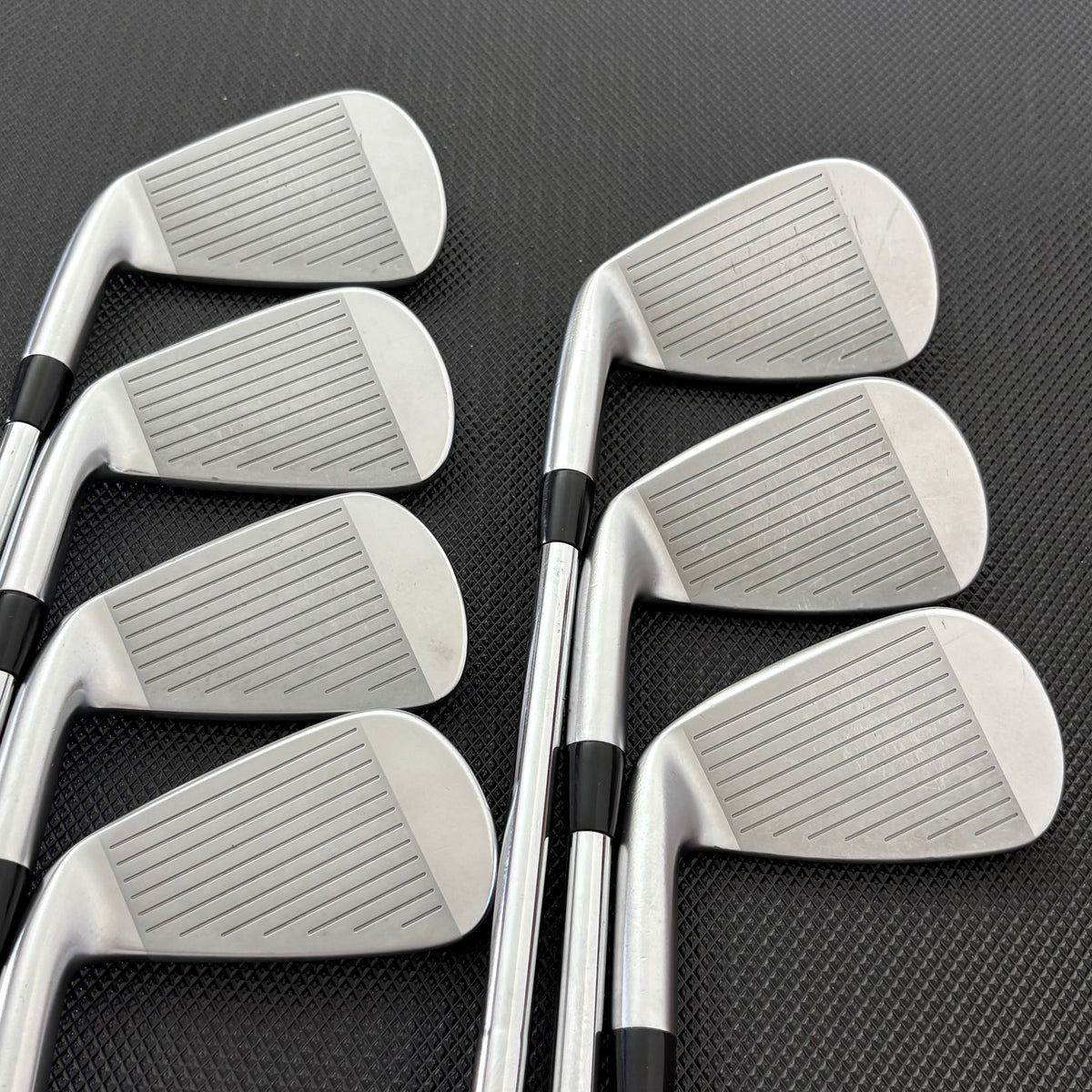 MIZUNO JPX 923 FORGED IRON SET