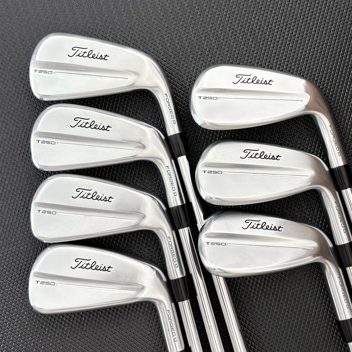 TITLEIST T250 2025 IRON SET