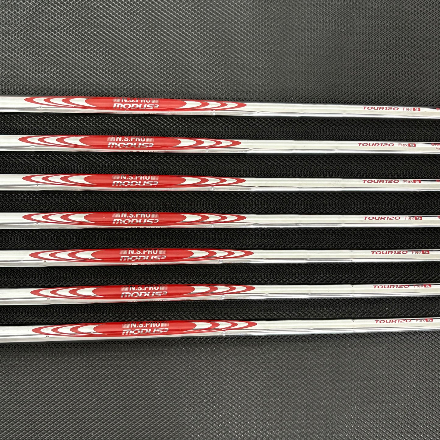 TAYLORMADE P770/P7CB 2024 COMBO IRON SET