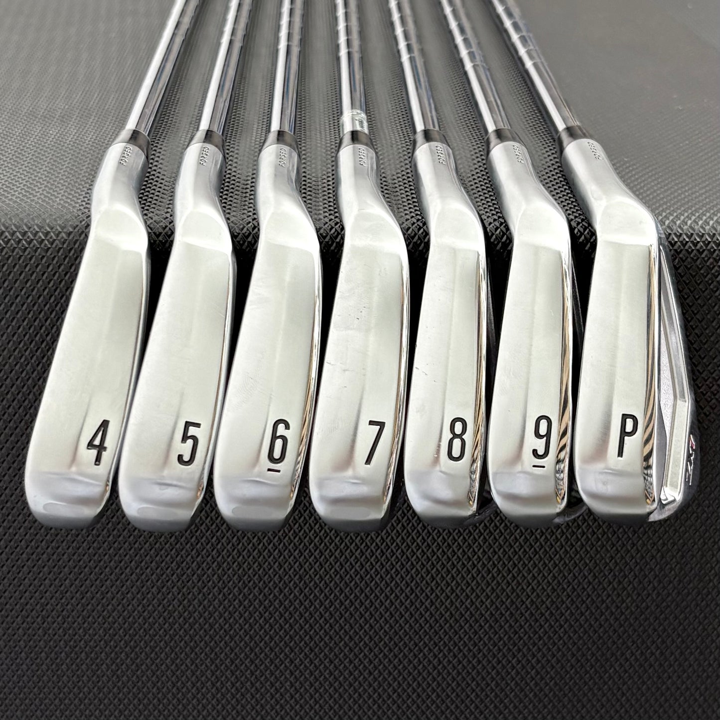 SRIXON ZX5/ZX7 COMBO IRON SET
