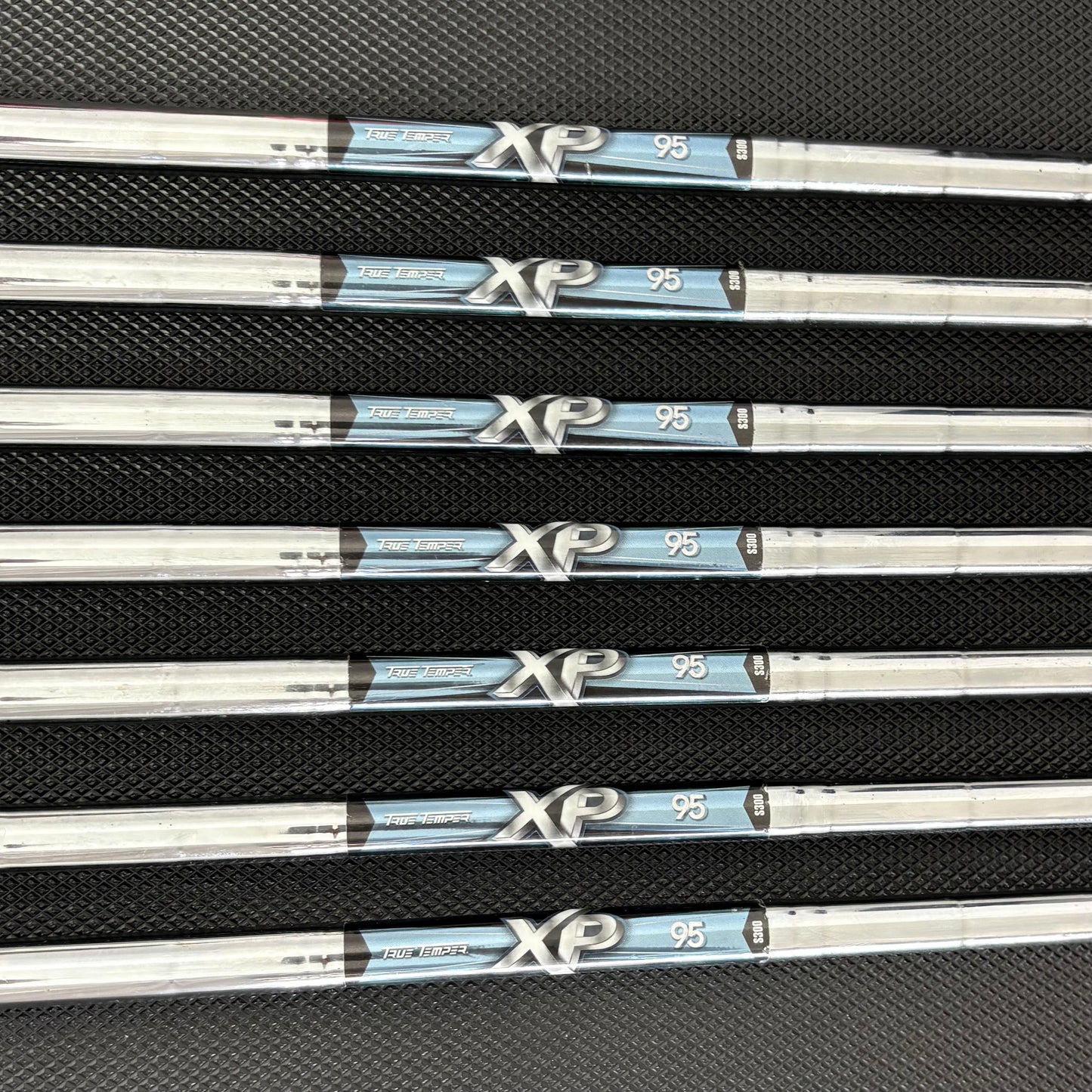 CALLAWAY STEELHEAD XR IRON SET