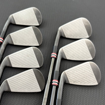 MIZUNO JPX 925 FORGED BLACK IRON SET