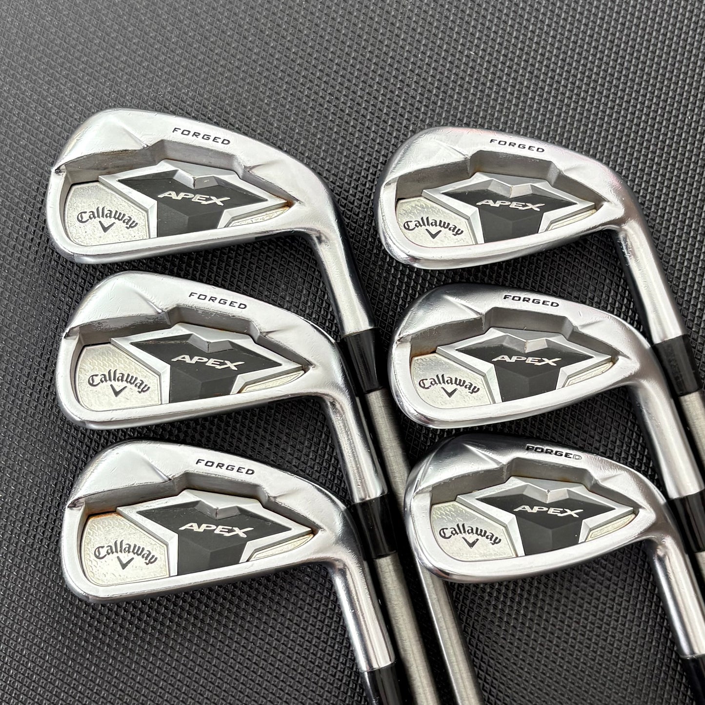 CALLAWAY APEX 2019 IRON SET