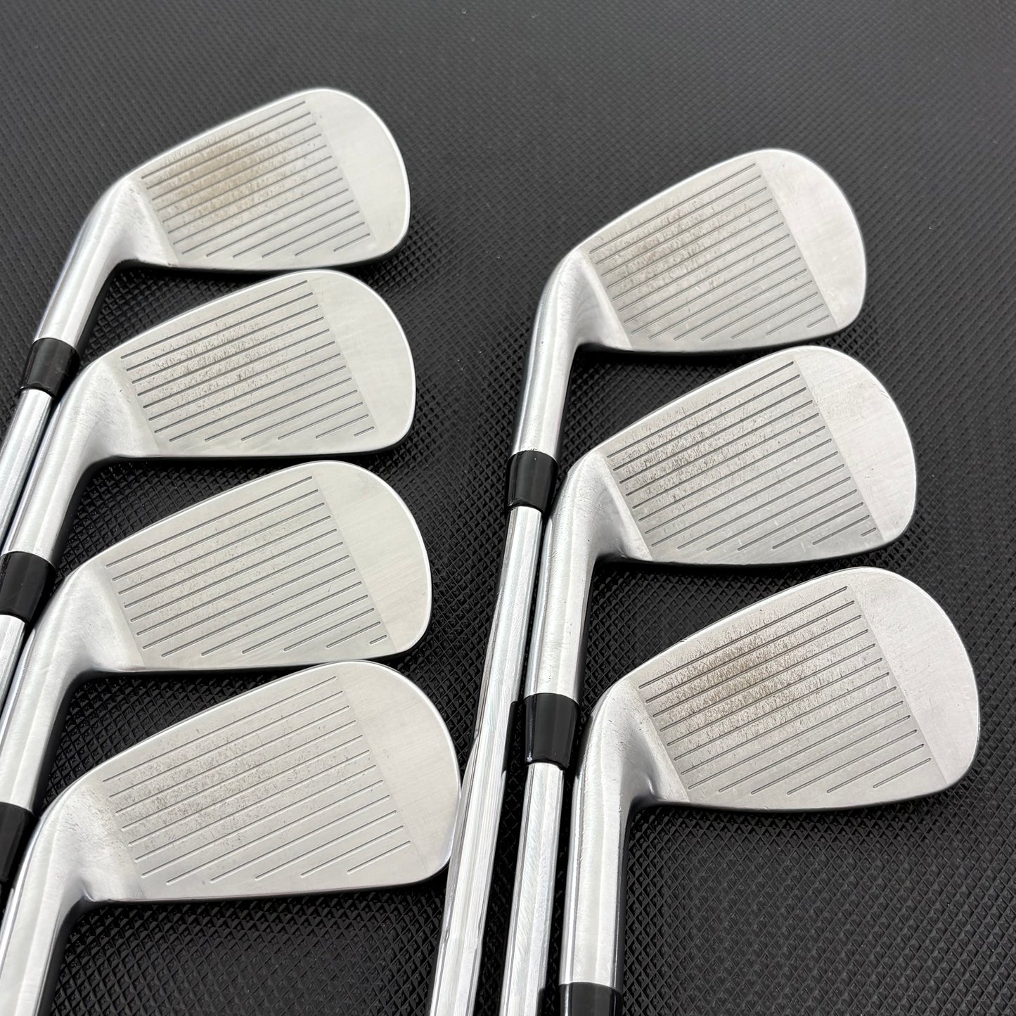TITLEIST T200/T150 2023 COMBO IRON SET