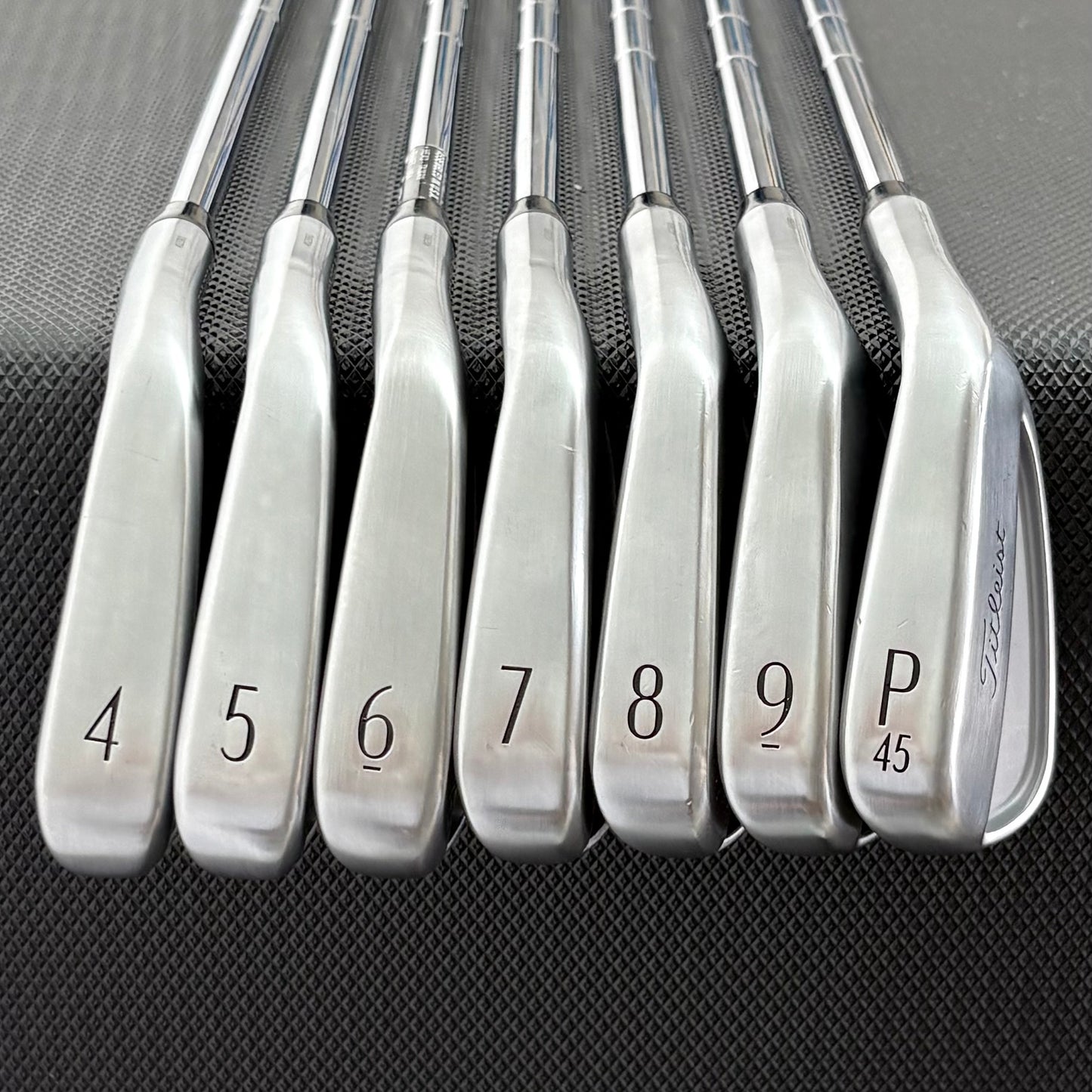 TITLEIST T150/T100 2025 COMBO IRON SET