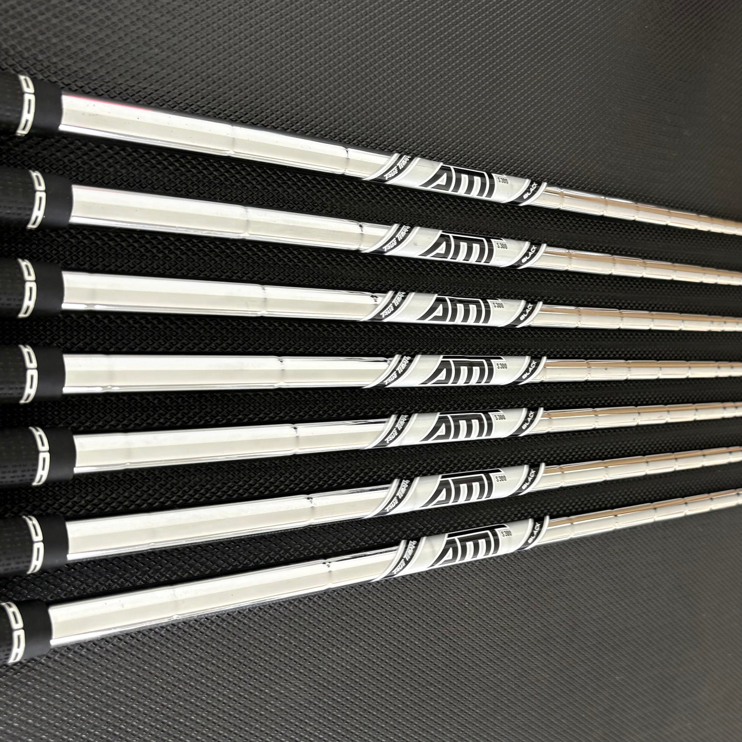 TITLEIST T200 2023 IRON SET