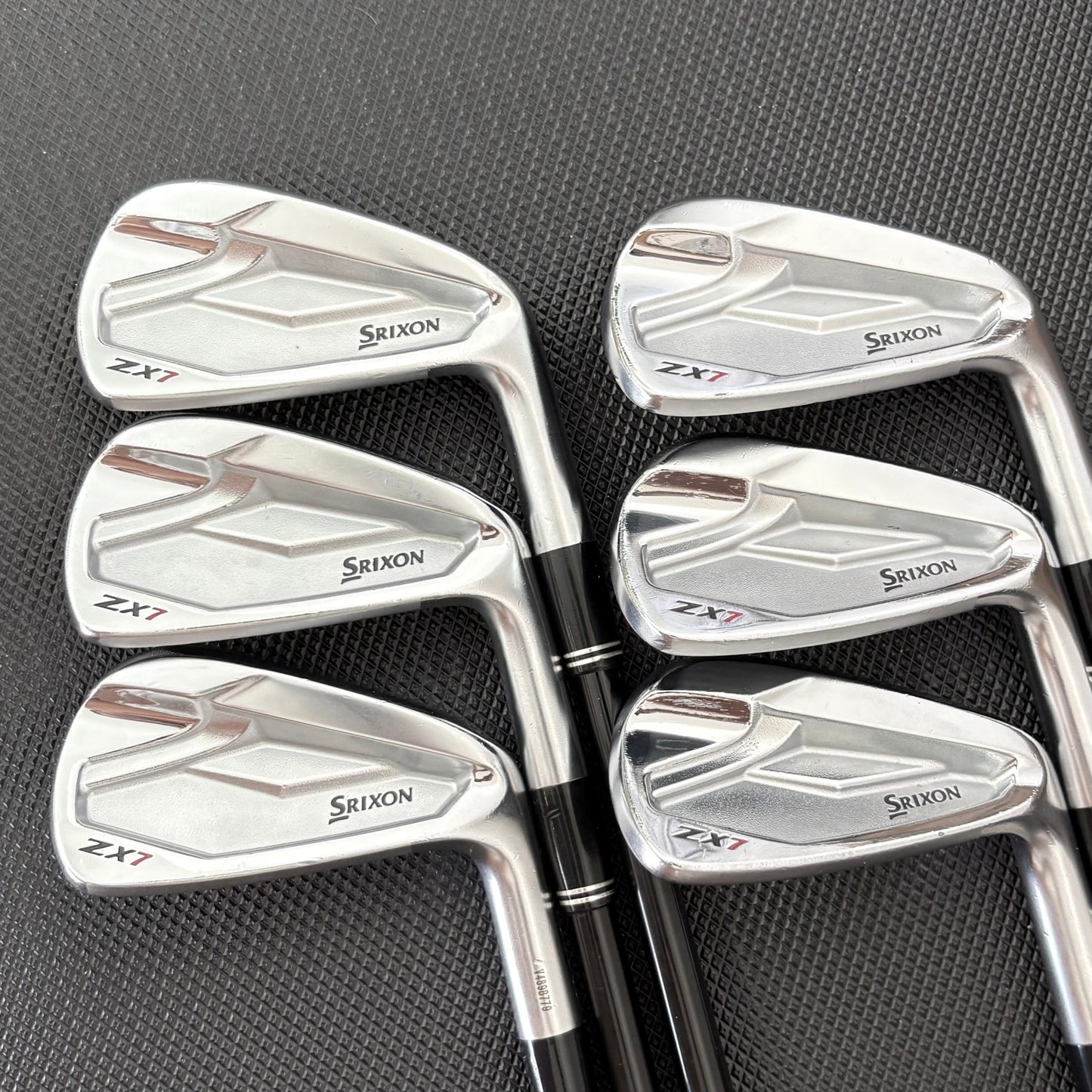 SRIXON ZX7 IRON SET