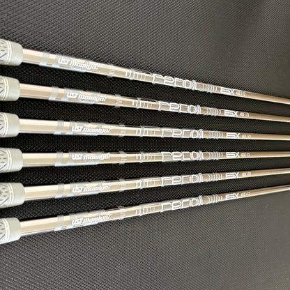 MIZUNO JPX 921 HOT METAL IRON SET