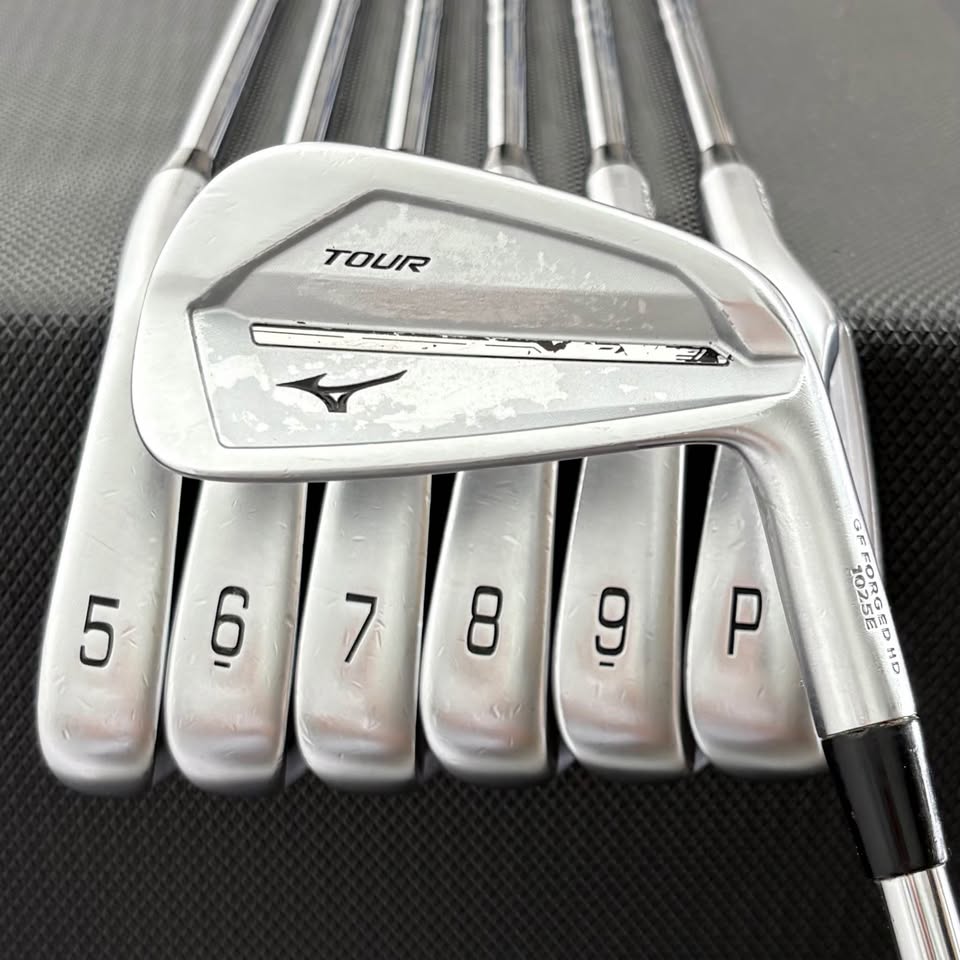 MIZUNO JPX 921 TOUR IRON SET