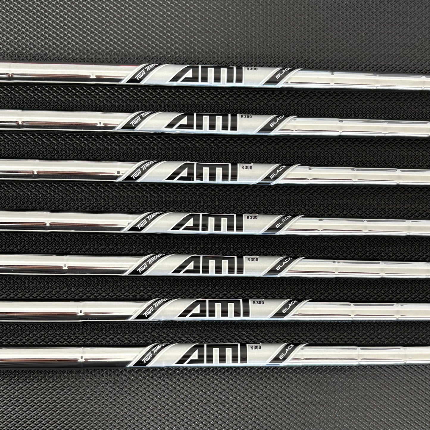 TITLEIST T200 2023 IRON SET
