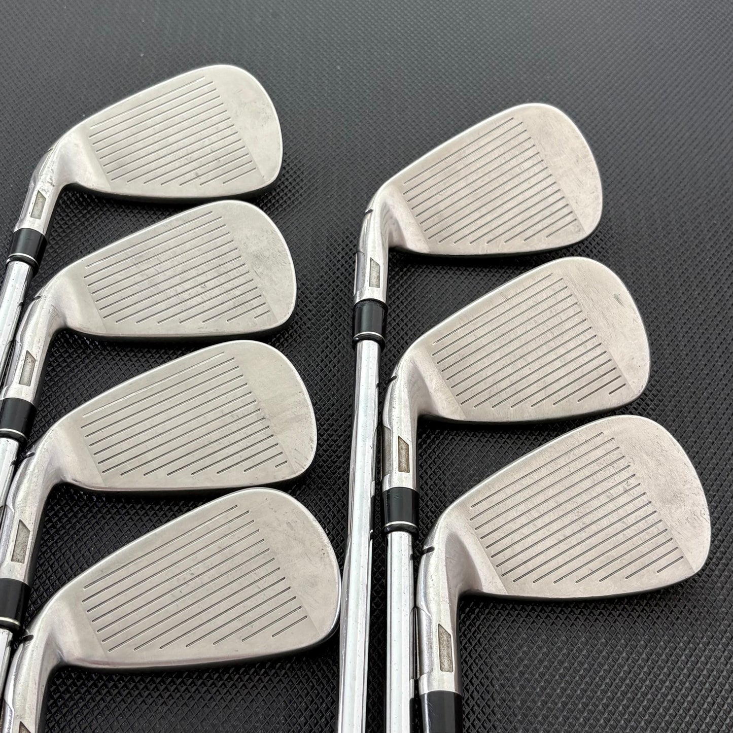 TAYLORMADE SIM2 MAX IRON SET