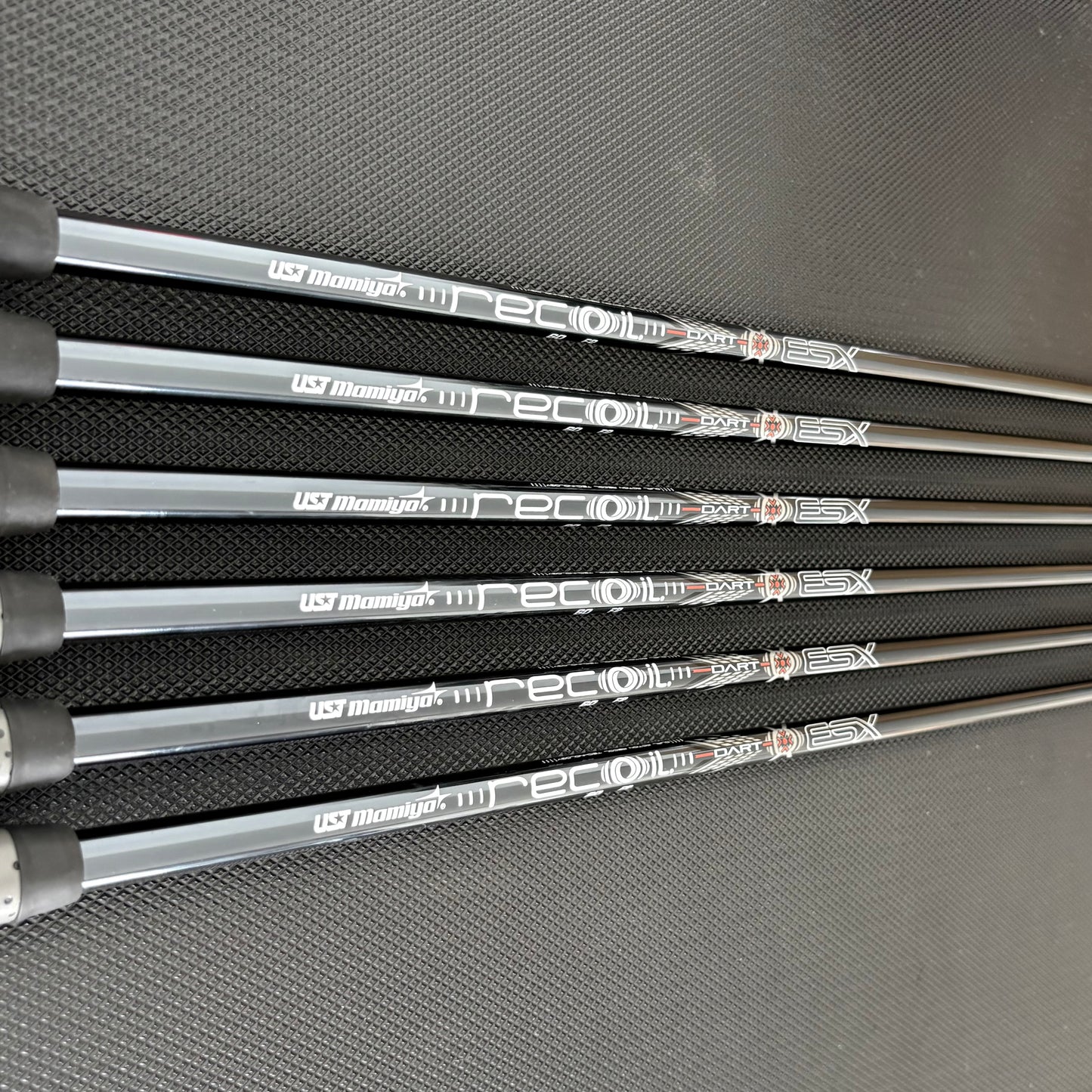 MIZUNO JPX 925 HOT METAL IRON SET