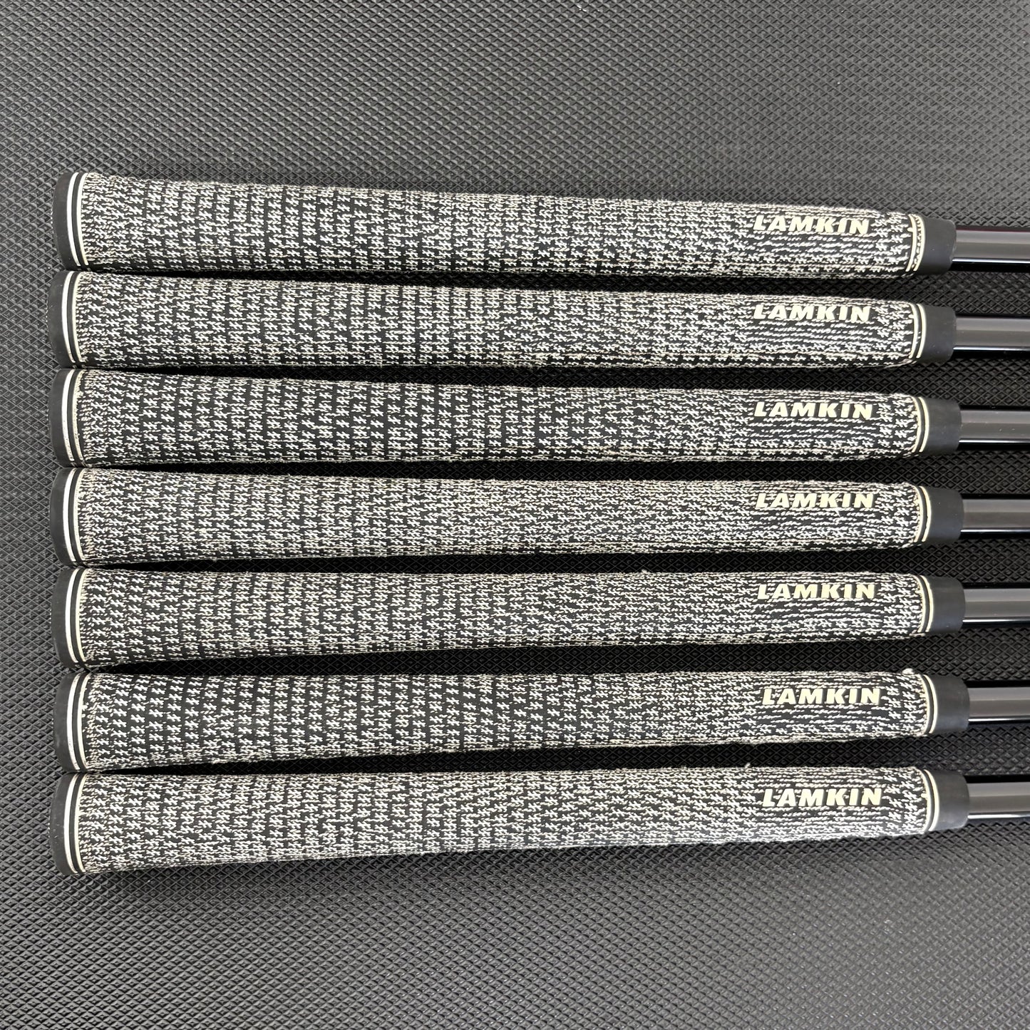 TAYLORMADE P770 2024 IRON SET