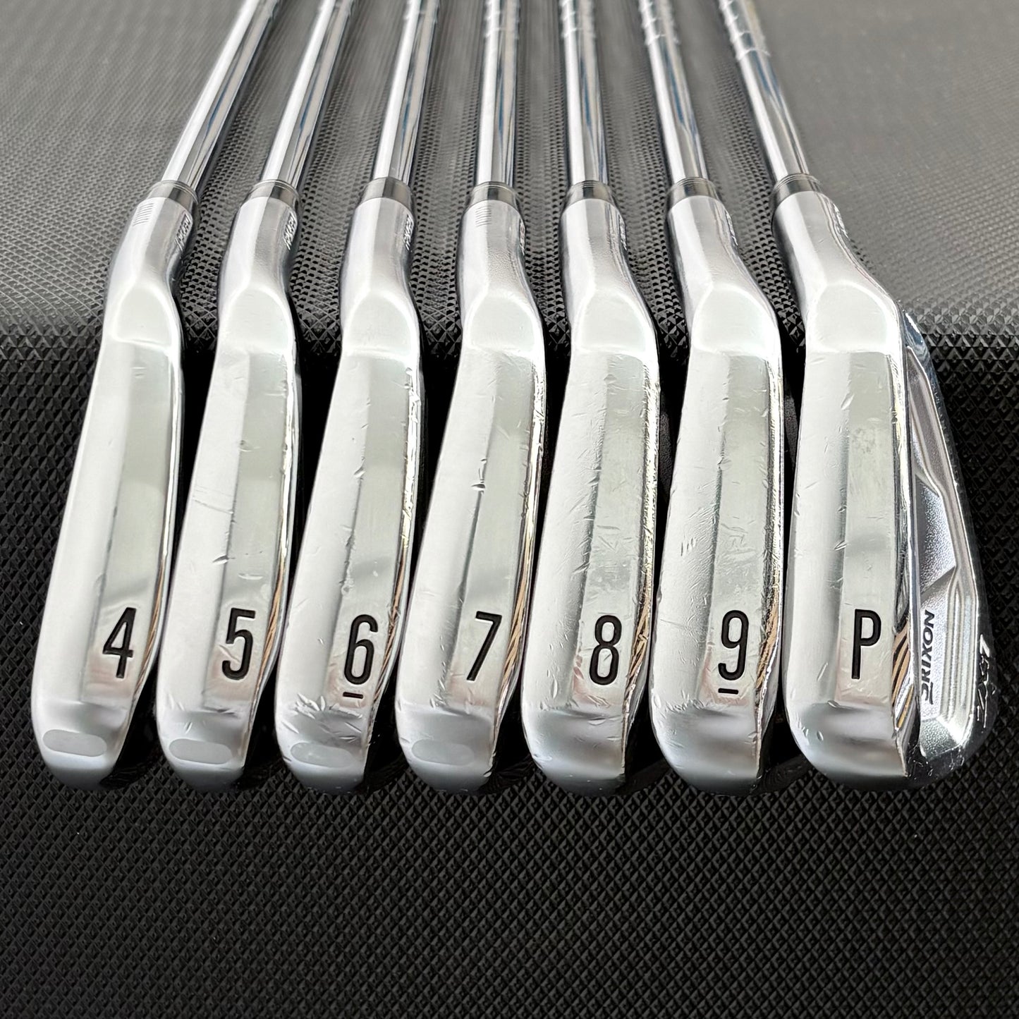 SRIXON ZXI7 IRON SET
