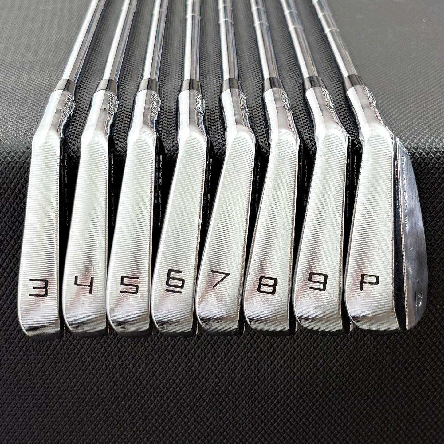 TAYLORMADE P7TW IRON SET