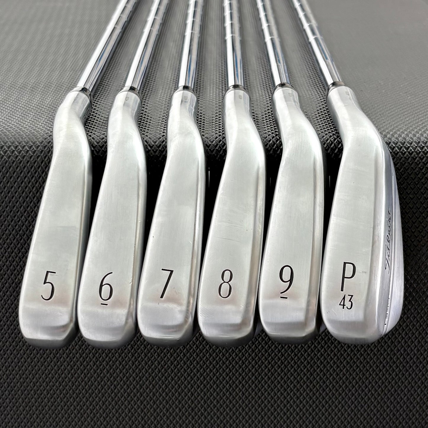 TITLEIST T350 2025 IRON SET