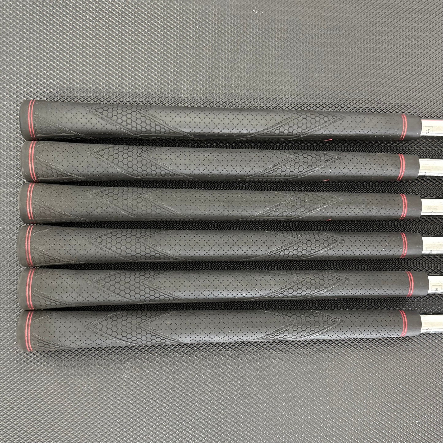 CALLAWAY STRATA TOUR IRON SET