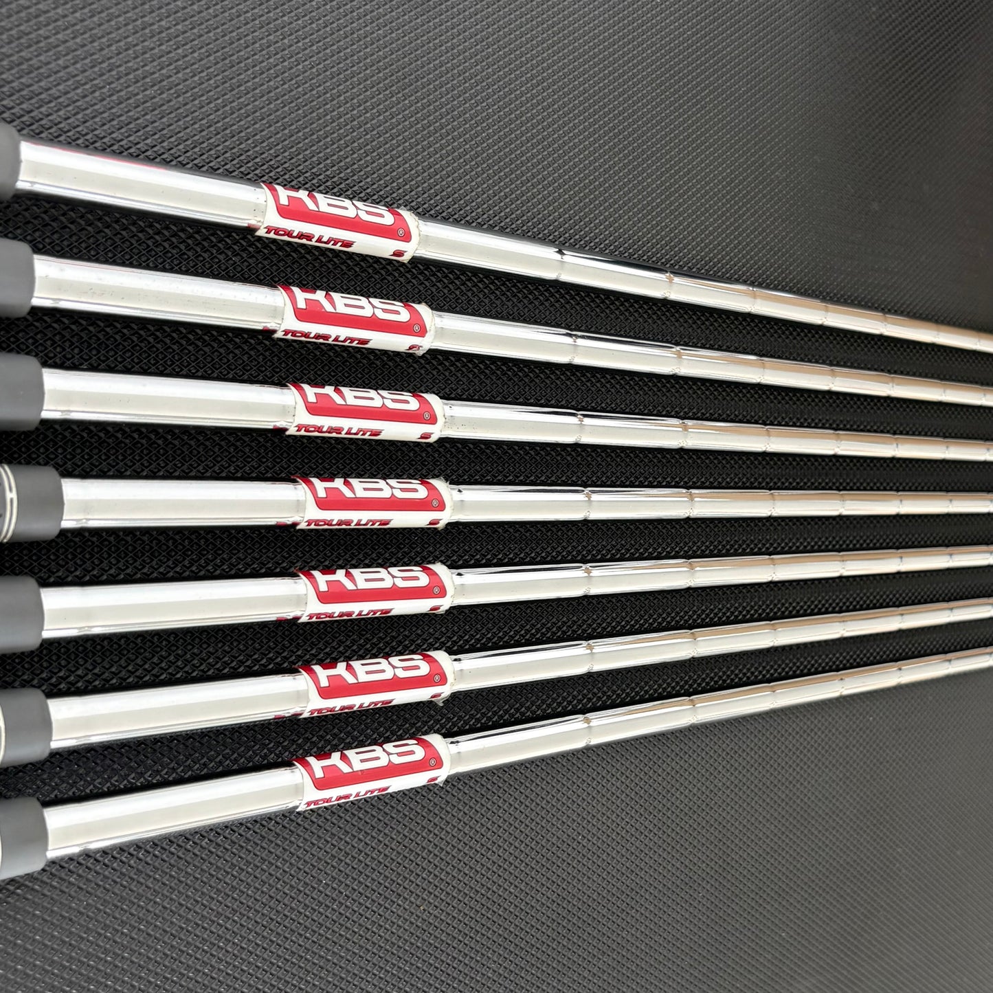 TAYLORMADE P790 2021 IRON SET